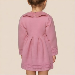 Soft and comfortable knitted girls' dress