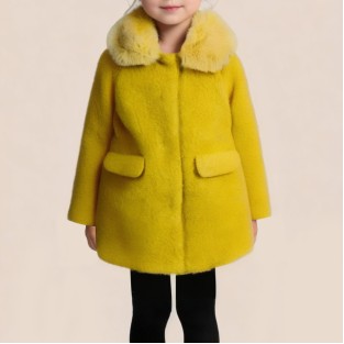 Yellow plush loose-fitting girls' coat