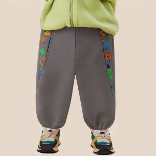 Cartoon print comfortable boys' pants